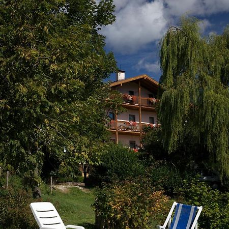 Albergo Bellaria Carano  Eksteriør bilde