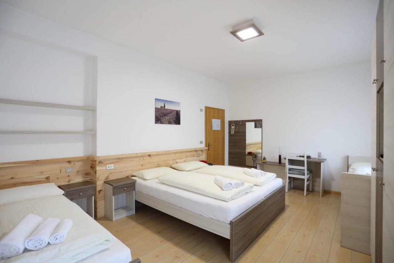 Albergo Bellaria Carano  Eksteriør bilde